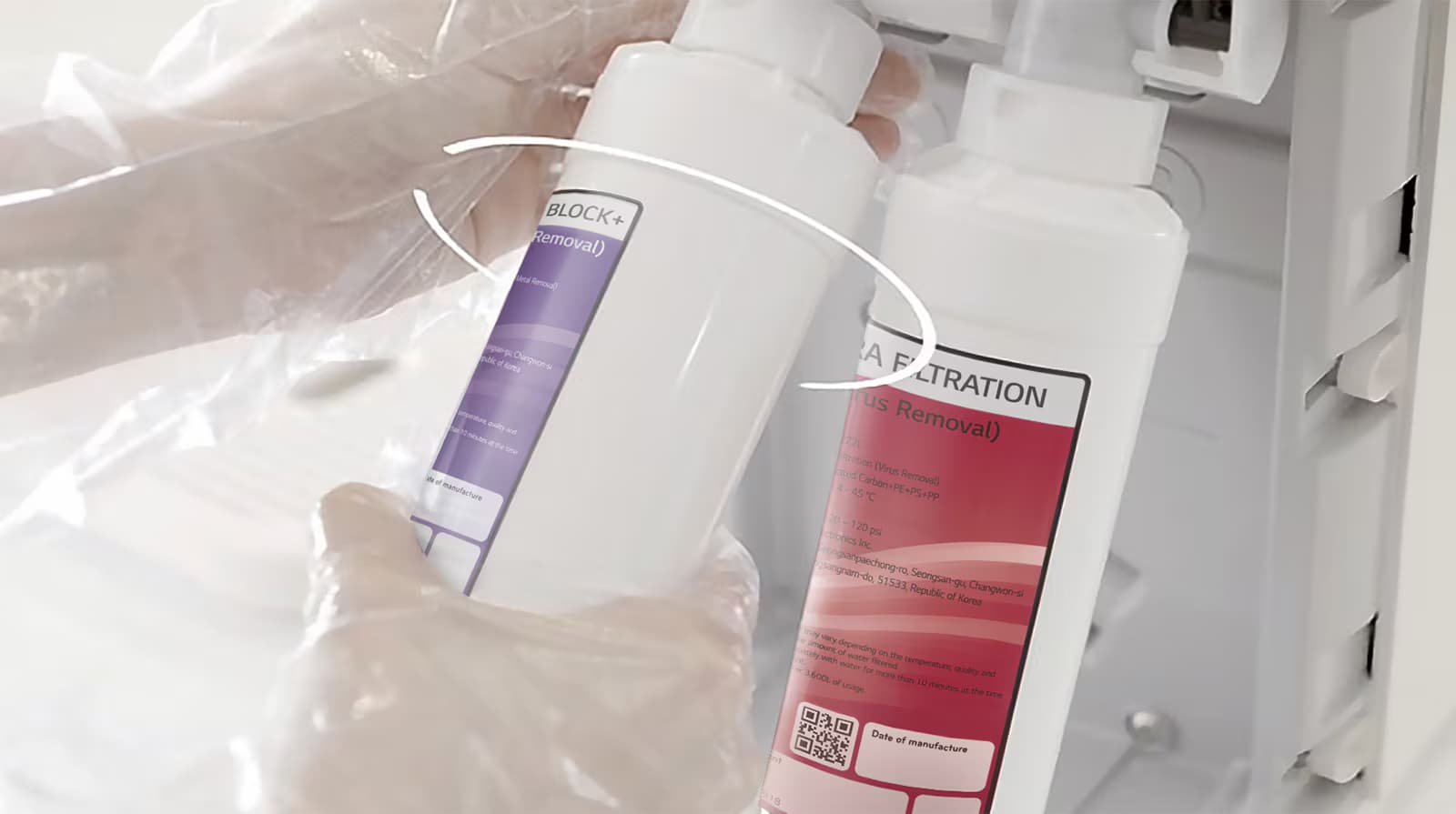 Just twist and pull to quickly replace the filter