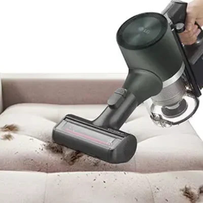 Bedding power punch 4,000 vibration* with suction occurs at the same time to clean mattresses, beddings, sofas and even car seats.